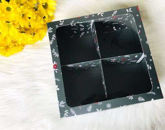 25x25x10 Pencereli Kutu Yılbaşı-4 Bölmeli — galeri görseli