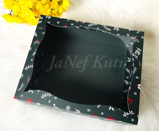 25x30x9 Pencereli Karton Kutu Yılbaşı — galeri görseli