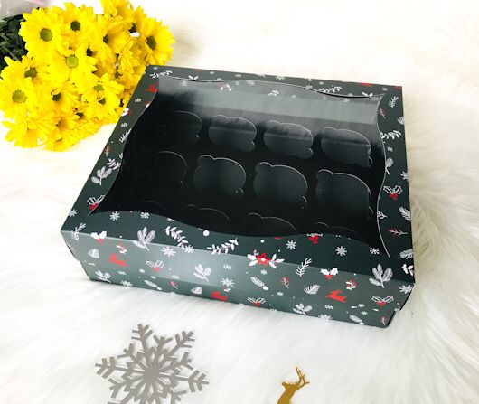 25x30x9 Cupcake Kutusu Yılbaşı Pencereli 12'li — galeri görseli