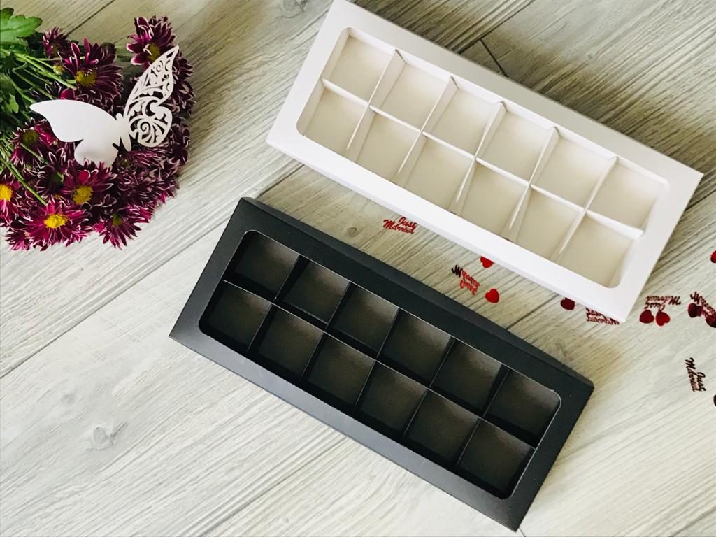 12 Bölmeli Pencereli Çikolata Kutusu-Madlen Uyumlu — galeri görseli