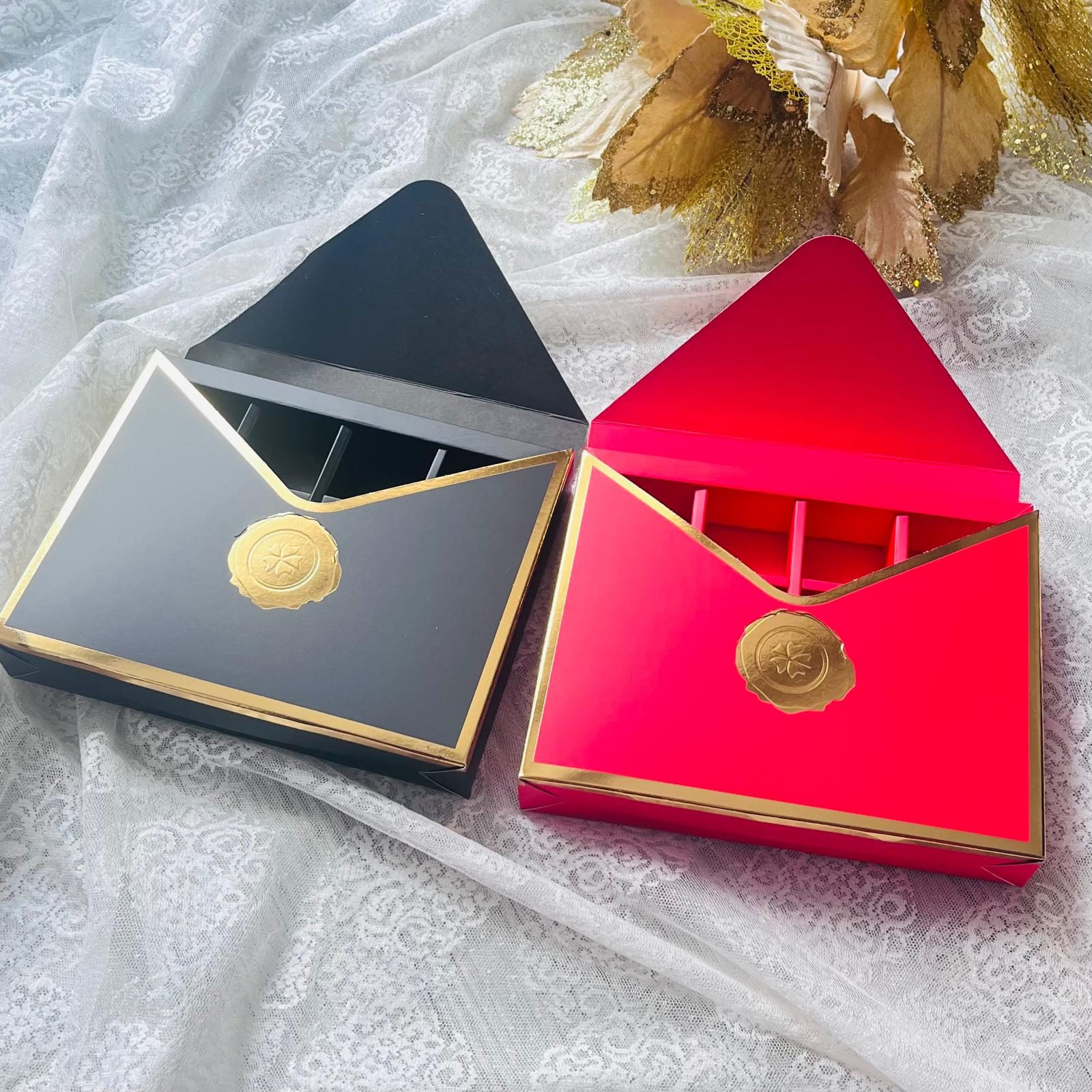 12 Bölmeli Zarf Tasarım Gold Yaldız Kutu — galeri görseli