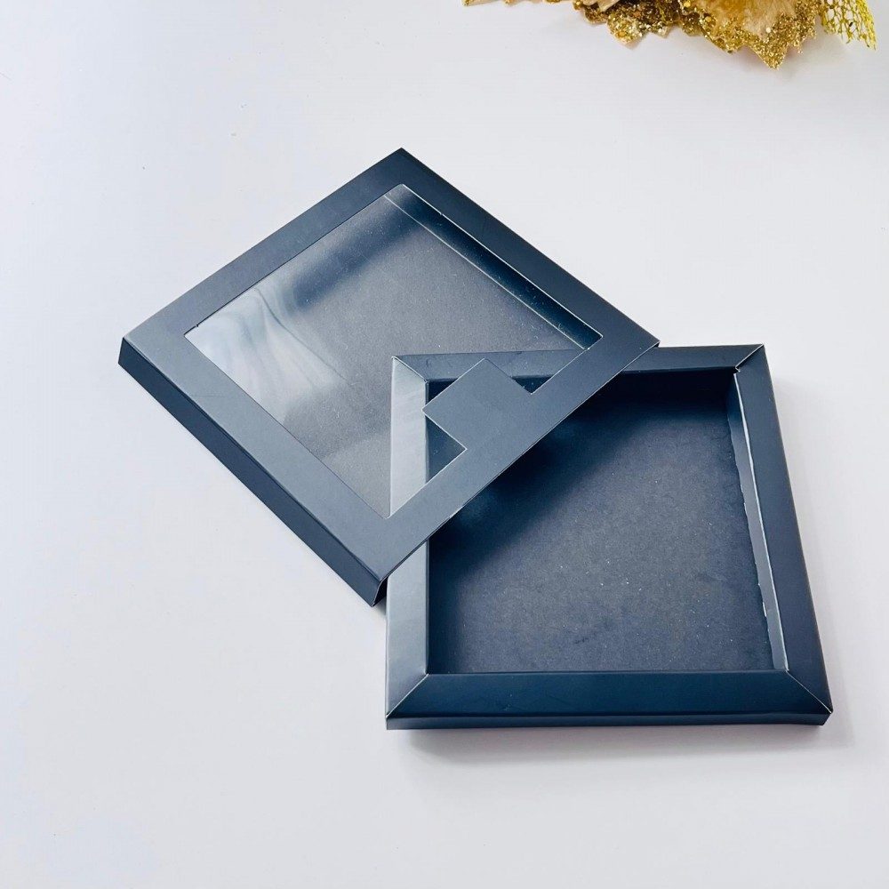 13x13x1 cm Pencereli Stick Çikolata Kutusu — galeri görseli